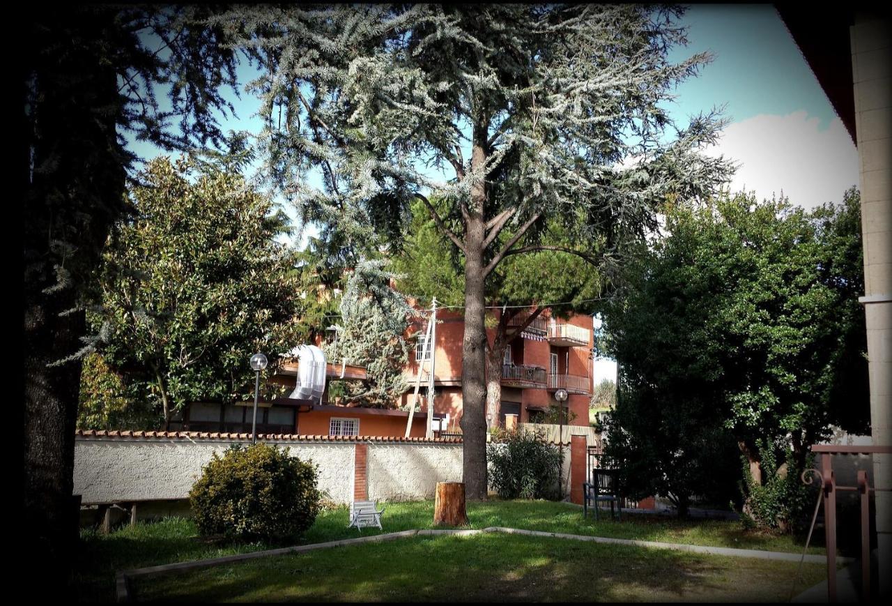 La Casa Degli Oleandri Otel Roma Dış mekan fotoğraf